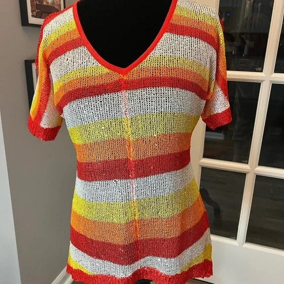 Dolce Cabo micro mesh sequined striped v neck cold shoulder top sz M NWT - Picture 2 of 10